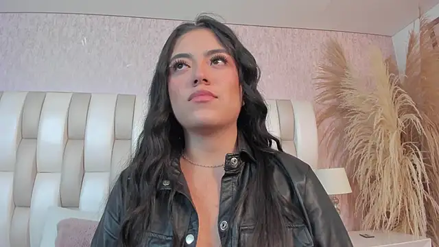 Snapshot of Rebeca_jones chatting on 06/10/26, 12:26 Rebeca jones online show from 06/10/26, 12:26