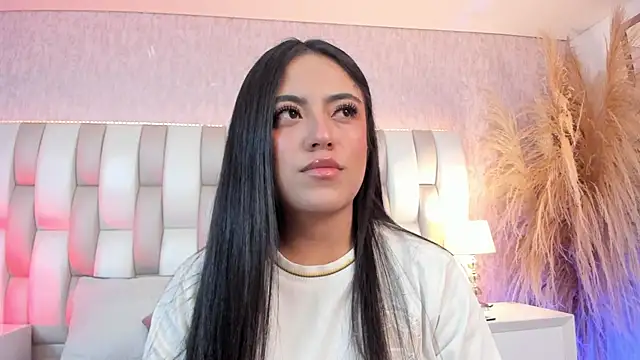 Rebeca jones online show from 07/07/26, 01:15