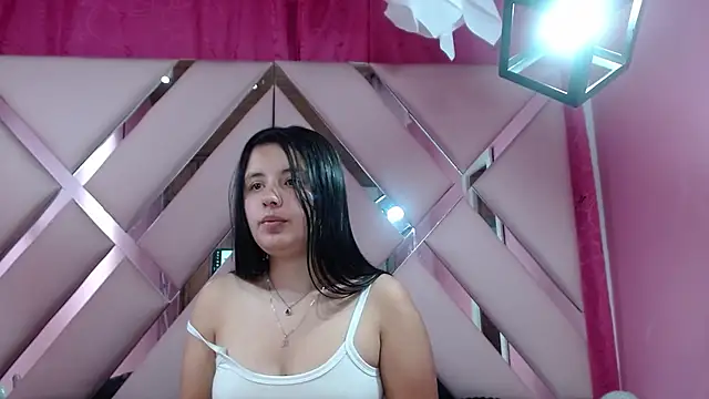 nathaly low1 online show from 12/12/24, 03:21