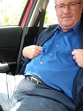 stiffandlubedxh online show from 10/08/25, 01:58