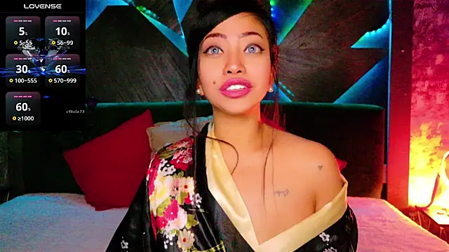 Snapshot of ElyaQuinn chatting on 11/12/25, 07:42 ElyaQuinn online show from 11/12/25, 07:42