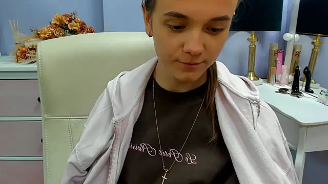 Snapshot of dirtyxEmily chatting on 05/20/26, 06:41 dirtyxEmily online show from 05/20/26, 06:41