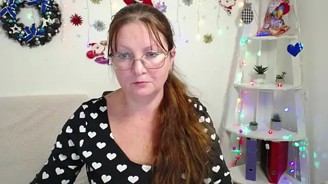VanessaHotts online show from 12/05/24, 05:28