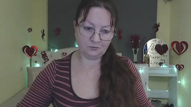 VanessaHotts online show from 02/07/26, 06:17