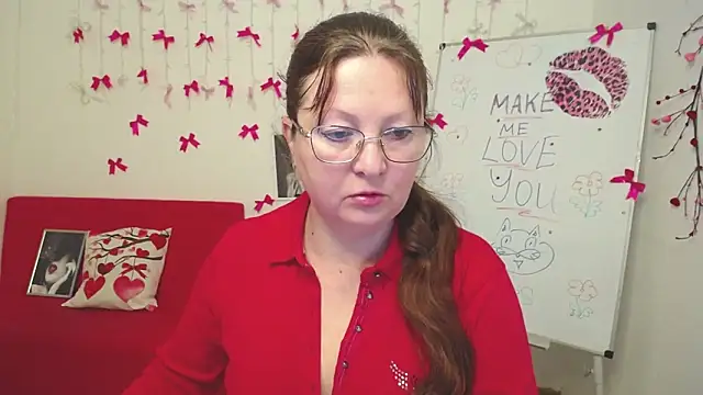 VanessaHotts online show from 02/18/26, 05:58