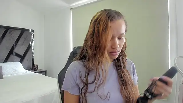 AnnieAndStefan online show from 06/08/26, 02:39