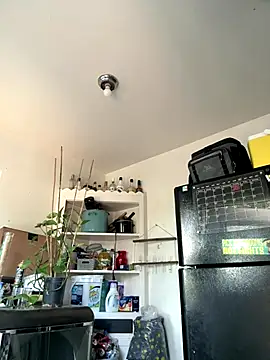 mandjpuff2 online show from 10/20/25, 11:16