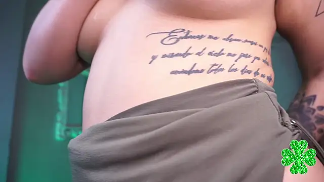 Snapshot of maggietime chatting on 03/17/25, 11:32 maggietime online show from 03/17/25, 11:32