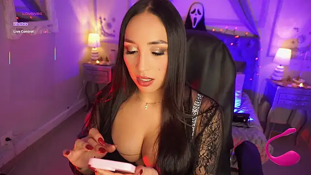 Snapshot of maggietime chatting on 10/31/25, 08:54 maggietime online show from 10/31/25, 08:54