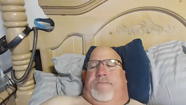 Bigbear0563 online show from 06/02/26, 04:09