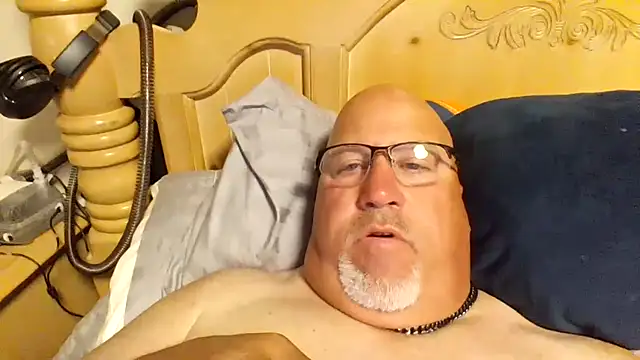 Bigbear0563 online show from 06/15/26, 06:04