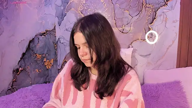 Snapshot of Mey_moon chatting on 02/07/26, 03:54 Mey moon online show from 02/07/26, 03:54