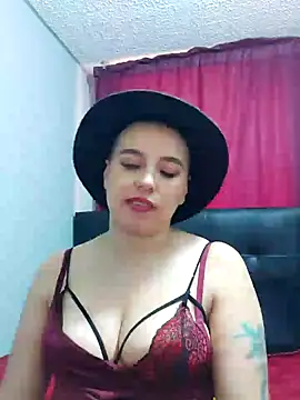 Snapshot of TamySweetness chatting on 12/30/24, 07:32 TamySweetness online show from 12/30/24, 07:32