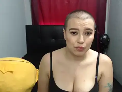 Snapshot of TamySweetness chatting on 01/03/25, 06:24 TamySweetness online show from 01/03/25, 06:24