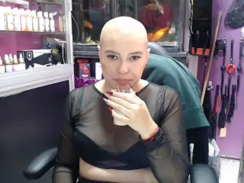 Snapshot of TamySweetness chatting on 02/03/25, 10:11 TamySweetness online show from 02/03/25, 10:11