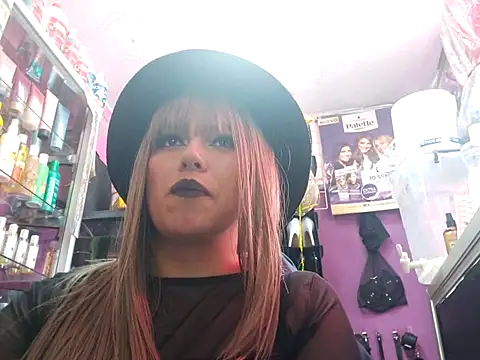 Snapshot of TamySweetness chatting on 02/07/25, 04:35 TamySweetness online show from 02/07/25, 04:35