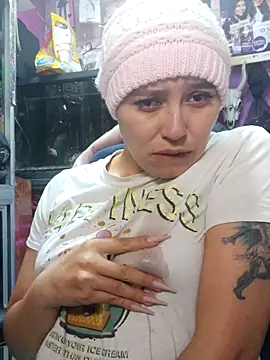 Snapshot of TamySweetness chatting on 02/11/25, 11:44 TamySweetness online show from 02/11/25, 11:44