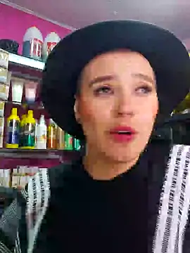 Snapshot of TamySweetness chatting on 02/16/25, 05:26 TamySweetness online show from 02/16/25, 05:26