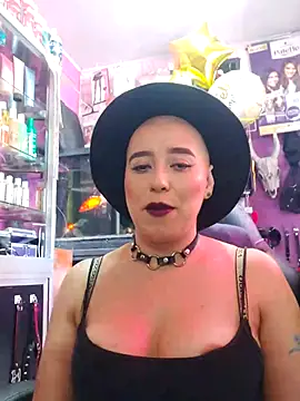 Snapshot of TamySweetness chatting on 03/01/25, 03:16 TamySweetness online show from 03/01/25, 03:16