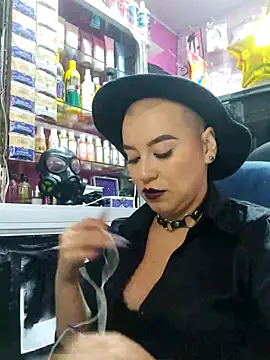 Snapshot of TamySweetness chatting on 03/14/25, 12:40 TamySweetness online show from 03/14/25, 12:40