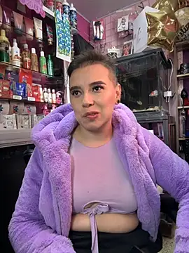 Snapshot of TamySweetness chatting on 09/18/25, 02:52 TamySweetness online show from 09/18/25, 02:52