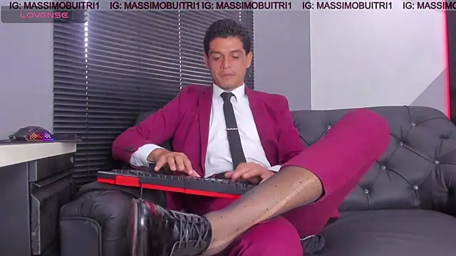 massimo g online show from 05/11/26, 02:45