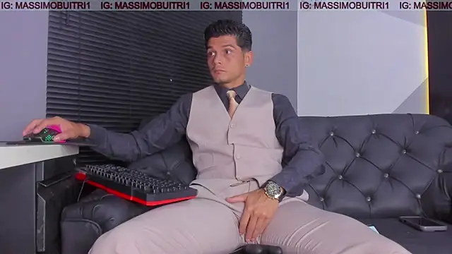 massimo g online show from 06/18/26, 01:17
