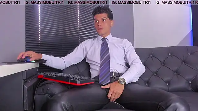 massimo g online show from 06/26/26, 02:21