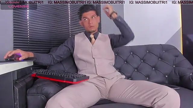 massimo g online show from 07/12/26, 01:46