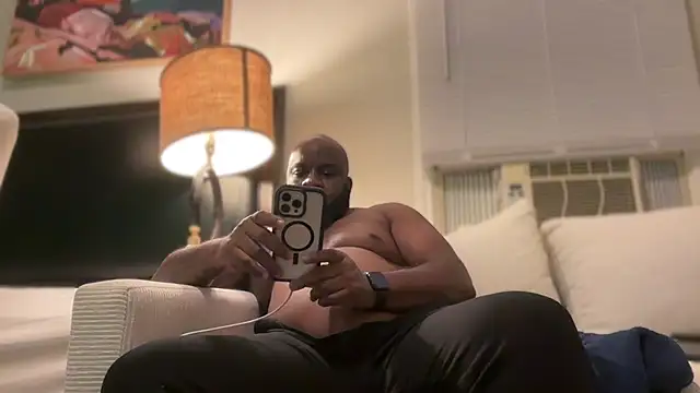 Snapshot of africandickxxl chatting on 09/28/25, 11:32 africandickxxl online show from 09/28/25, 11:32