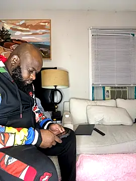 Snapshot of africandickxxl chatting on 11/06/25, 08:48 africandickxxl online show from 11/06/25, 08:48