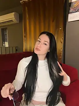 moniqque online show from 12/02/25, 05:46