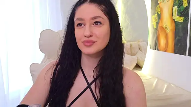 Snapshot of moniqque chatting on 03/21/26, 11:04 moniqque online show from 03/21/26, 11:04