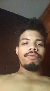 Snapshot of danidiazto2023 chatting on 02/06/25, 07:35 danidiazto2023 online show from 02/06/25, 07:35