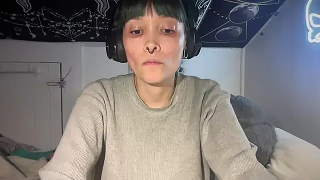 FRRANNKIE online show from 12/16/24, 01:00