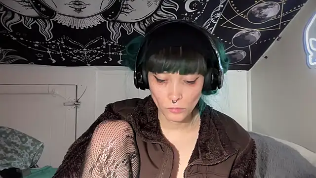 FRRANNKIE online show from 12/18/24, 06:14