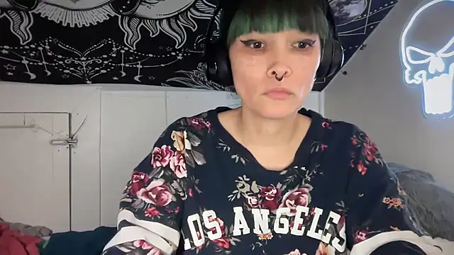 FRRANNKIE online show from 12/19/24, 04:46