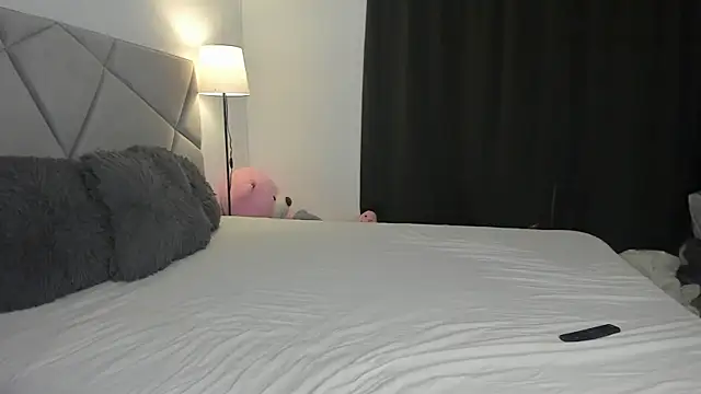 BlueEyesLexy online show from 05/18/26, 05:46