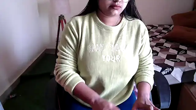 shivi moto online show from 12/18/24, 05:37
