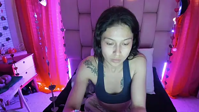janarivera online show from 02/24/25, 04:47