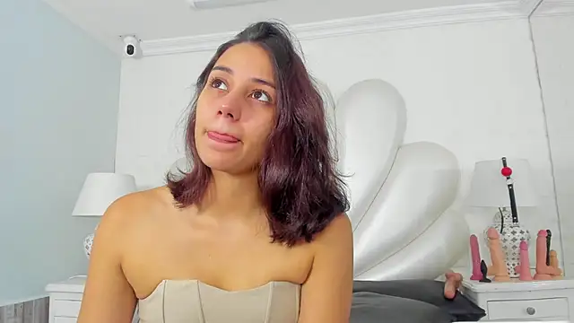 LucianaCarter online show from 12/18/24, 12:18