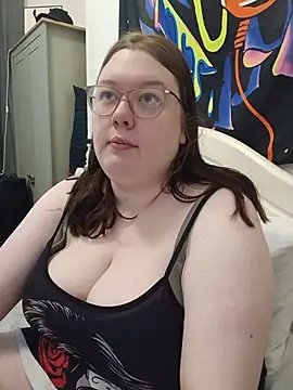Sexycurvyemilyy online show from 07/19/26, 05:49