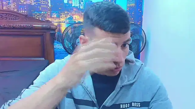 DEIBY BABY online show from 10/31/25, 03:57