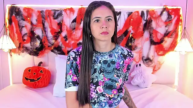 SarahSophia  online show from 10/10/25, 11:31