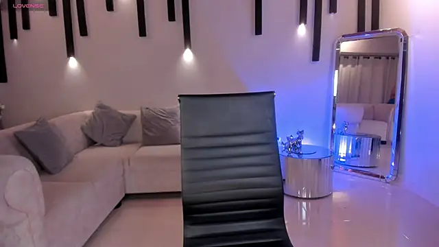 MaraRicci online show from 01/22/25, 02:48