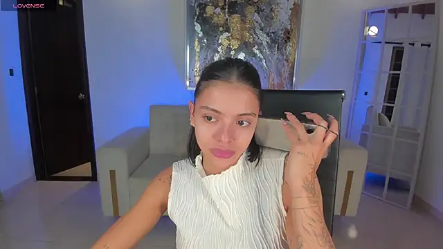 MaraRicci online show from 03/11/25, 02:43