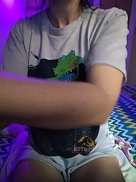 Snapshot of LissaThompsom chatting on 12/05/25, 11:52 LissaThompsom online show from 12/05/25, 11:52