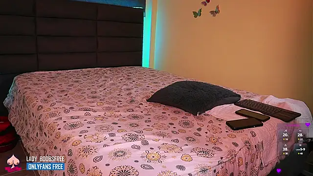 kathieandpovcock1 online show from 03/22/25, 08:04