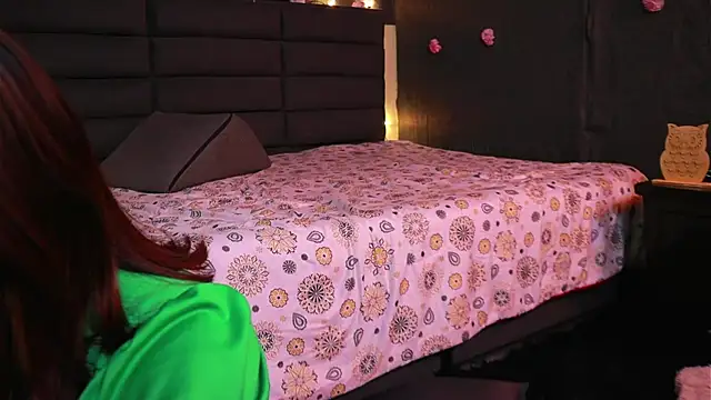 kathieandpovcock1 online show from 10/12/25, 01:32