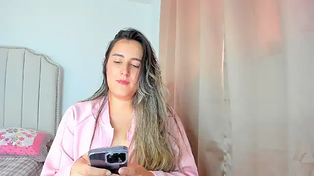 Hanna86 online show from 11/24/25, 07:02